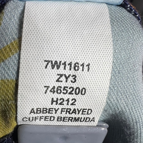 👖|•LUCKY BRAND•| Abbey Bermuda Frayed Cuff Jeans Shorts Size 10/30👖 - Picture 8 of 8